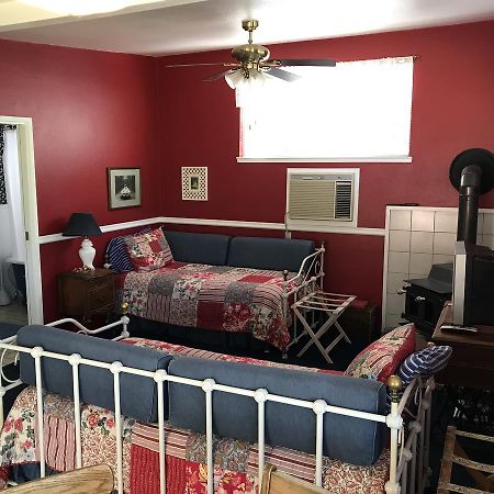Trailside Inn Bed And Breakfast カリストガ エクステリア 写真