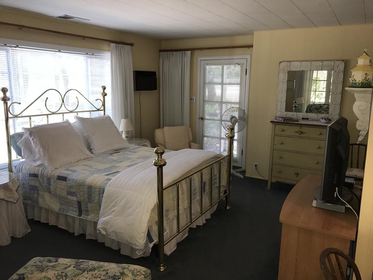 Trailside Inn Bed And Breakfast カリストガ エクステリア 写真