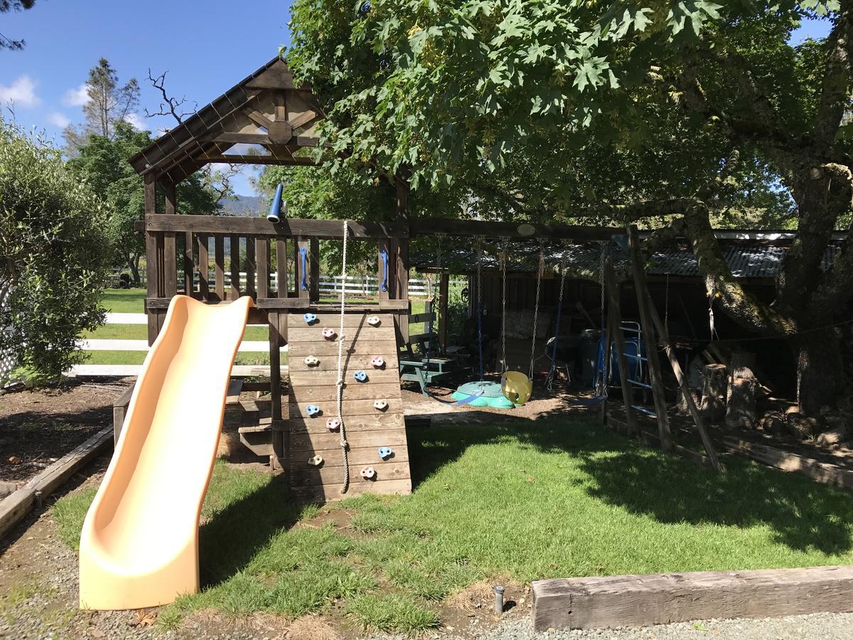 Trailside Inn Bed And Breakfast カリストガ エクステリア 写真
